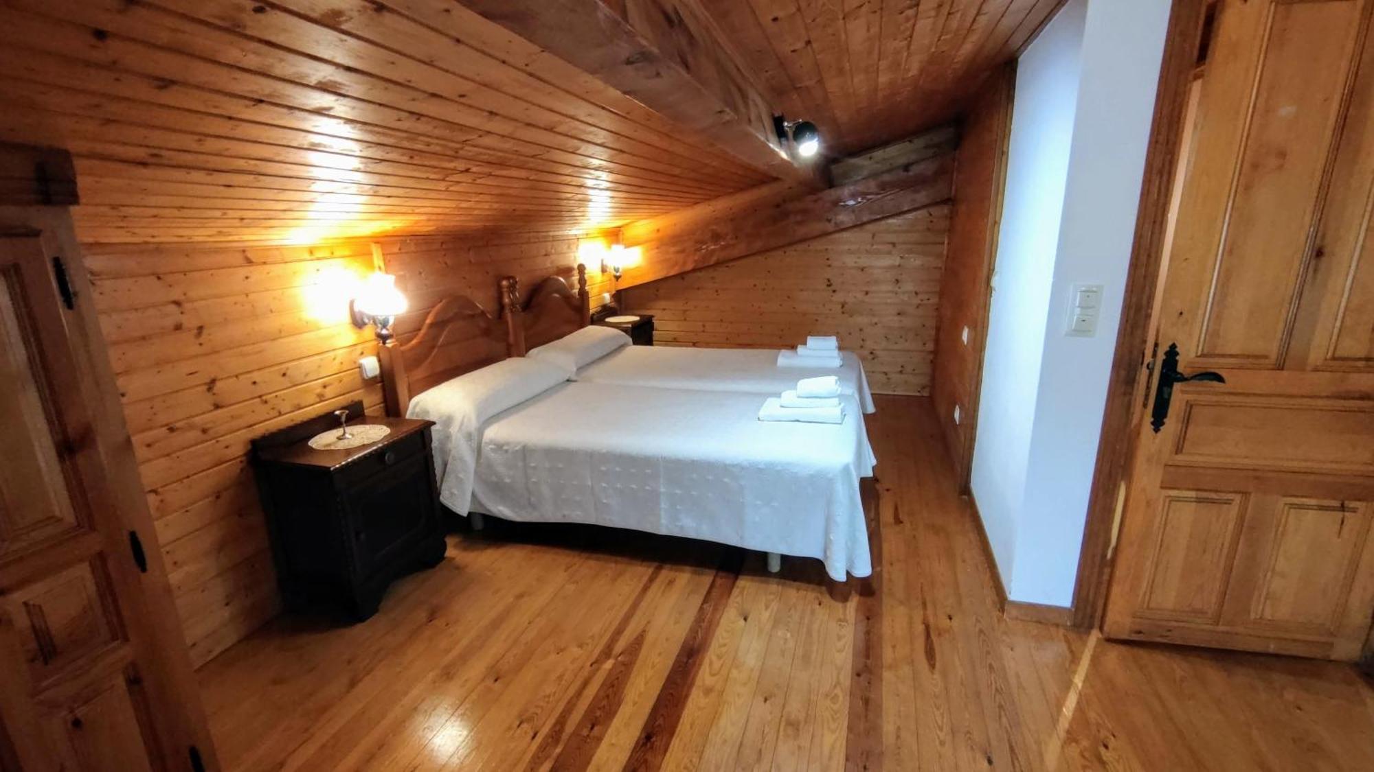 Apartamentos Rurales La Tabla Alles Luaran gambar